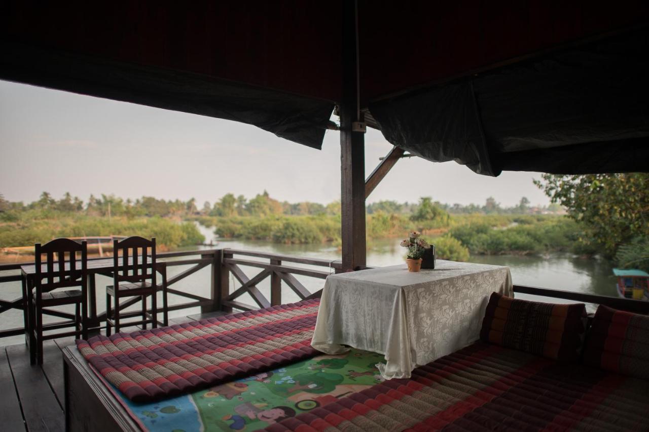 Ban Khon Chanhthida Guesthouse And The River Front Restaurant מראה חיצוני תמונה