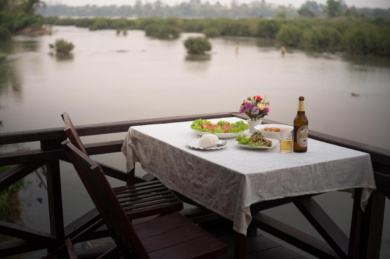 Ban Khon Chanhthida Guesthouse And The River Front Restaurant מראה חיצוני תמונה