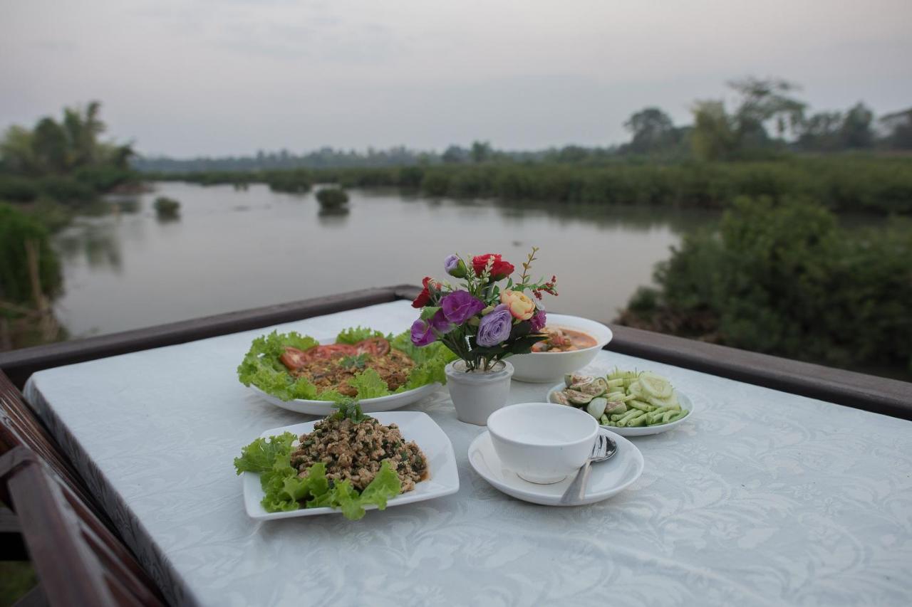 Ban Khon Chanhthida Guesthouse And The River Front Restaurant מראה חיצוני תמונה